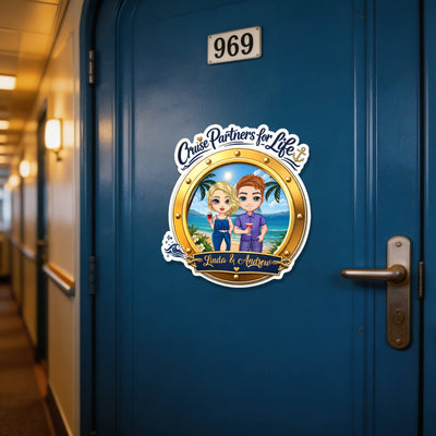 Personalized Cruise Door Magnet Custom Cartoon Couple & Name Cruise Partners for Life Cabin Decoration for Anniversary Honeymoon Trip Cabin Door Fridge Gifts for Husband Wife Family Friends
